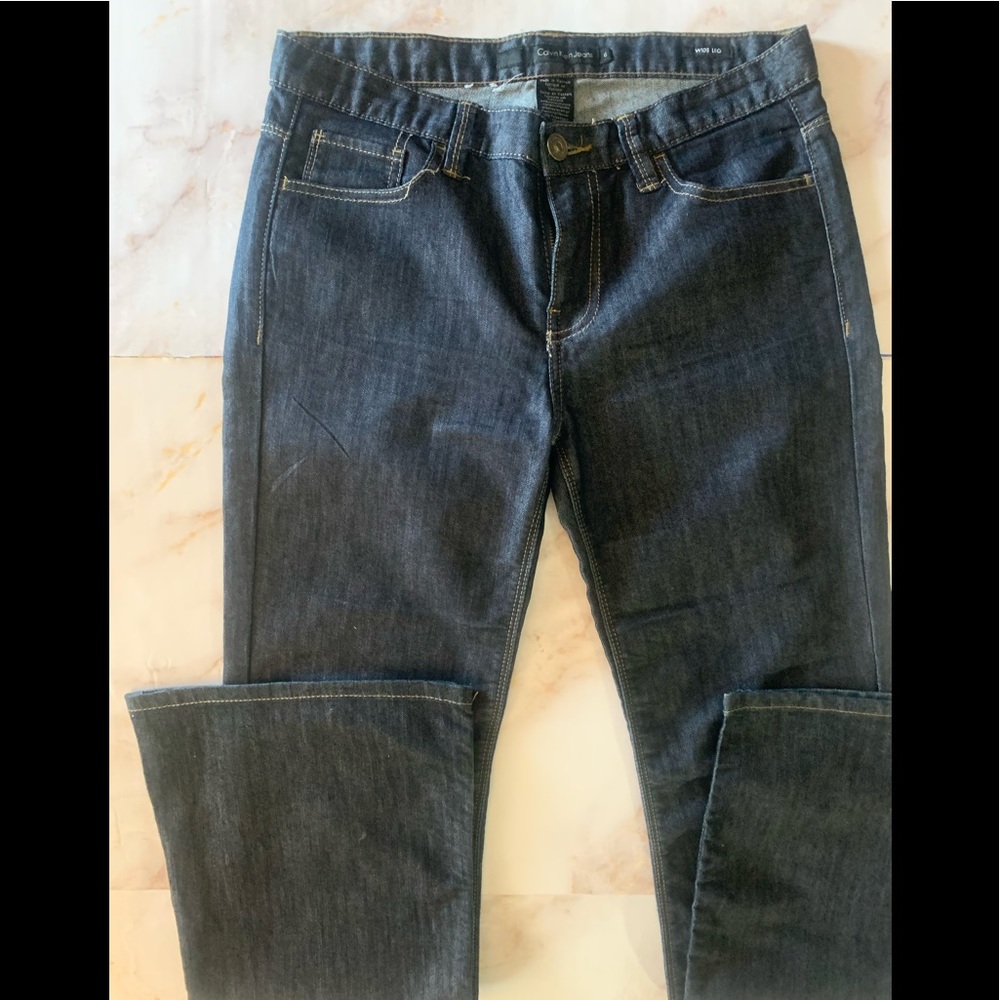 Calvin Klein Women's Wide Leg Blue Denim Size 6 Jeans.